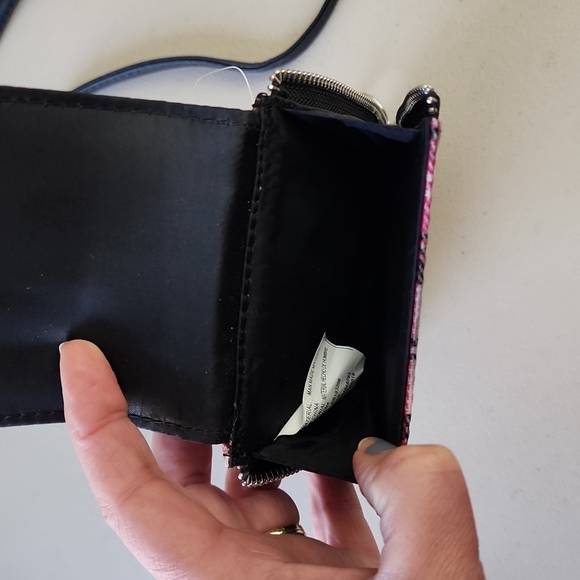 New Crossbody Wallet/Purse/Phone Bag - Picture 5 of 10